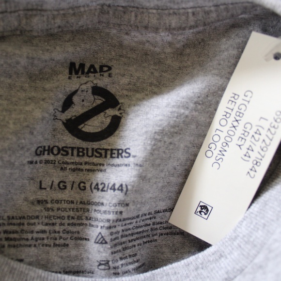 NWT Ghostbusters Retro Logo Graphic TShirt Large and XLarge Sizes - Picture 9 of 9